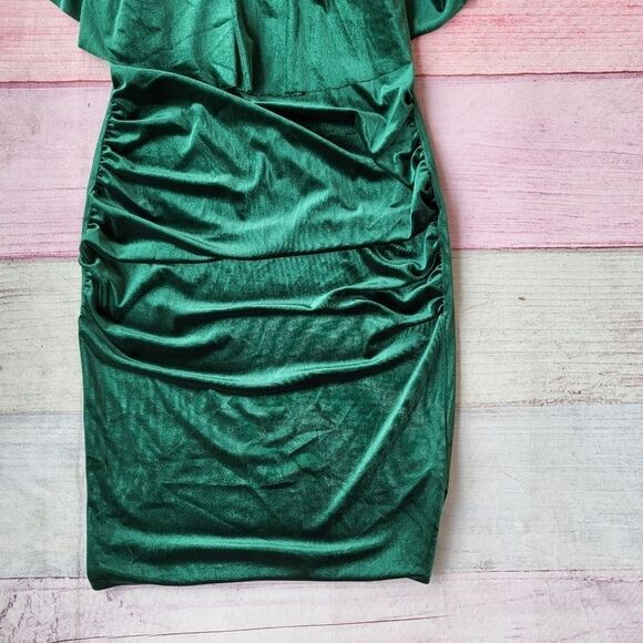 Pinkblush My Bump Forest Green Velvet Off Shoulder Ruched Fitted Maternity Dress - Picture 7 of 10